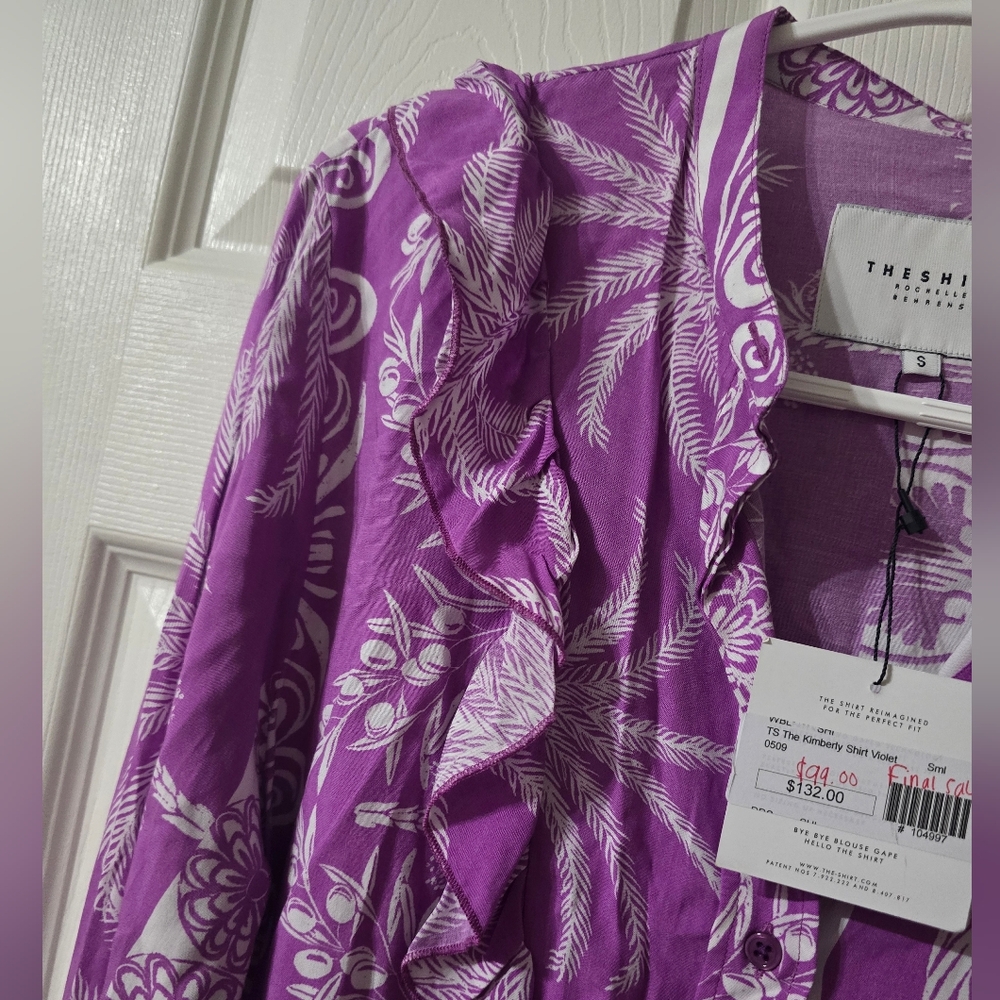NWT The Shirt Rochelle Behrens The Kimberly Ruffle Button Down Blouse in Violet - Picture 6 of 13